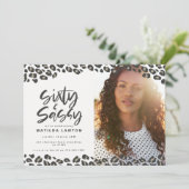 Carte Empreinte de léopard soixante et sassy 60e anniver (Debout devant)