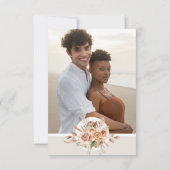 Carte Enregistrer La Date Lumière Terre Tone Boho Floral (Dos)