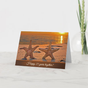 Carte Étoile de mer d'anniversaire sur la plage du couch