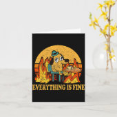 Carte Everything Is Fine Dog Drinking Coffee Burning Mem (Fleur jaune)