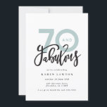 Carte Faire 70 look bon anniversaire moderne<br><div class="desc">En faisant 70 look,  soixante-dix et fabuleuse invitation d'anniversaire de typographie moderne. Texte de script moderne sur la conception de typographie de tendance. Partie d'une collection. Les couleurs peuvent être customisées.</div>