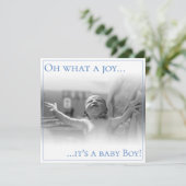 Carte faire-part de naissance avec bébé (Debout devant)