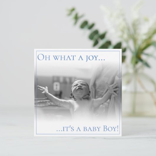 Carte faire-part de naissance avec bébé (Debout devant)