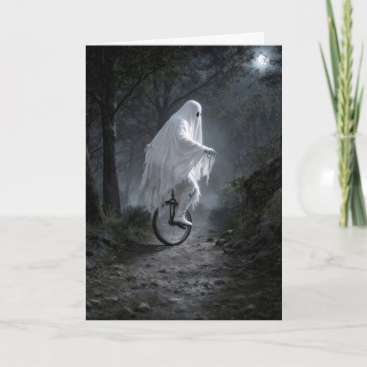 Carte Fantôme faisant du monocycle dans une forêt inquié (Devant)