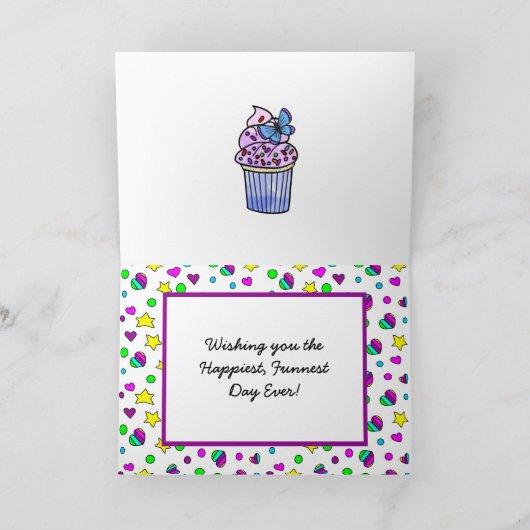 Carte Fée Whimsical avec fleurs Joyeux anniversaire (Intérieur)