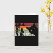 Carte Feministe chats sans enfants contre le fascisme ch (Fleur jaune)