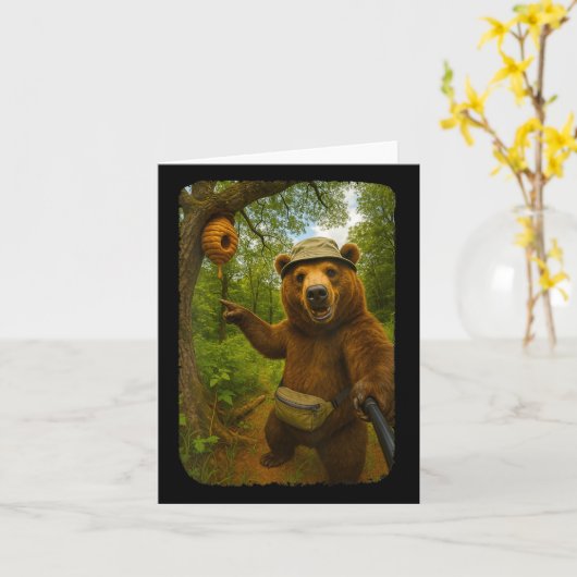 Carte Femme Drôle Selfie Ours Près De Beehive Randonnée (Fleur jaune)