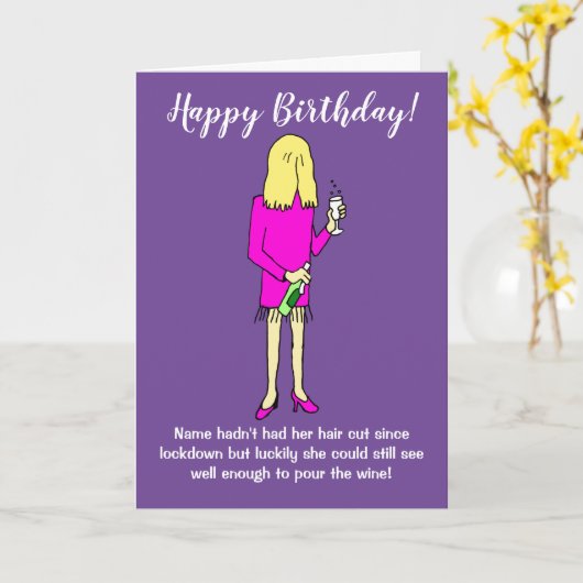 Carte Femme en écluse buvant du vin Anniversaire (Fleur jaune)