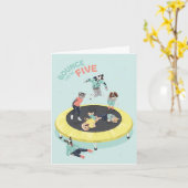 Carte Fête d'anniversaire de Dotty Dog sur trampoline à (Fleur jaune)