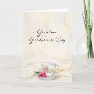 Carte Fête des grands-parents pour grand-mère Tasse à th