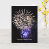 Carte Feu d'artifice dans le ciel noir pour anniversaire (Fleur jaune)