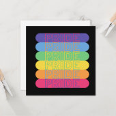 Carte Fierté dans les couleurs arc-en-ciel (Devant/Arrière en situation)