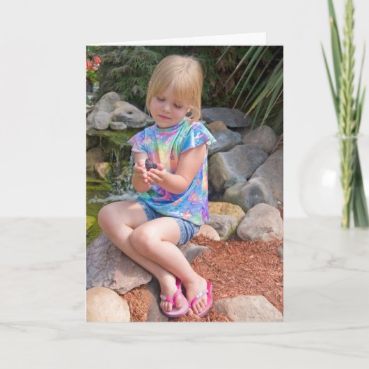 Carte Fille avec papillon (Devant)