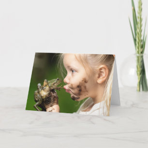 Carte Fille d'anniversaire embrasser une grenouille