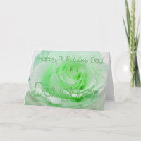 Fille rose irlandaise St. Patrick