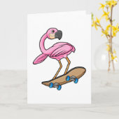 Carte Flamant rose de patineur avec skateboard (Fleur jaune)