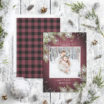 Carte Flocon de neige rustique Bourgogne Nouveau M & Mme<br><div class="desc">Basée sur mon best-seller Winter Wedding Invitation Suite, cette chaude et confortable photo design en bois bordeaux de Noël Card présente votre photo mariage préférée, et est décorée avec des flocons de neige en parties scintillant d'argent et des branches de pin aquarelle, ainsi qu'une texture de plaid de buffle bordeaux...</div>