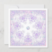 flocon de neige violet clair et cœur givré