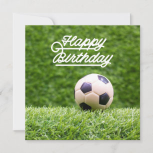 Carte Football Joyeux Anniversaire avec balle sur herbe 