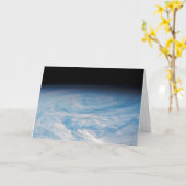 Carte Formation De Nuages Circulaires Sur L'Océan Pacifi (Fleur jaune)