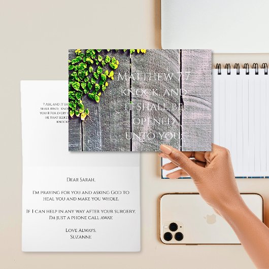 Carte Frappe Et La Porte S'Ouvre Bien