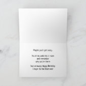 Carte Fun Clapping Raccoon Obtenir un vieil Humour Anniv (Intérieur)