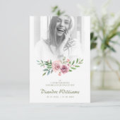 Carte Funeral for Loved One Woman on Pink Garland (Debout devant)