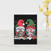 Carte Funny 67 Christmas Pajamas Six Seven Meme 67 Gnome (Fleur jaune)