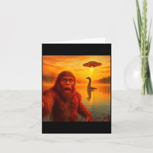 Carte Funny Bigfoot Selfie With Loch Ness Monster And Uf (Devant)
