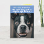 Carte Funny Boston Terrier avec Boston Accent Anniversai<br><div class="desc">J'adore la façon dont les Bostoniens parlent ! D'ailleurs, pas seulement des Bostoniens, mais toute personne du Massachusetts. Ce Boston Terrier connu sous le nom de Boston Bob ne mâche pas ses mots quand il parle d'anniversaire avec son accent de Boston... comme il le dit, "Vous ne pouvez pas frapper...</div>