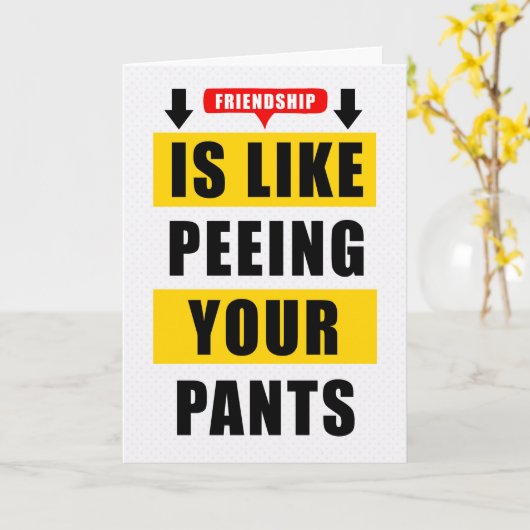 Carte Funny Friendship Comparison Bold Typography (Fleur jaune)