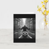 Carte Funny Raccoon Selfie With Bigfoot 67 Six Seven Mem (Fleur jaune)