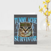 Carte Funny Saying Cats Tummy Ache Survivor Cat Meme Hum (Fleur jaune)