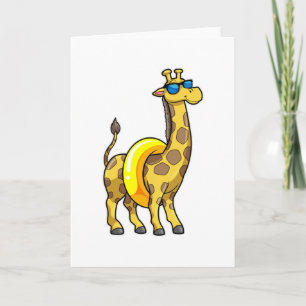 Carte Girafe sur la plage avec anneau de natation et lun