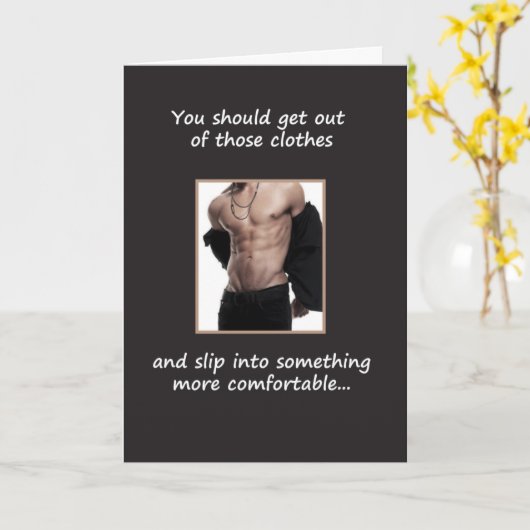 Carte Glissez dans quelque chose confortable (Fleur jaune)