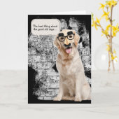 Carte Golden Retriever avec masque amusant anniversaire (Fleur jaune)