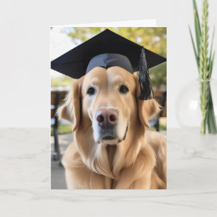 Carte Golden Retriever portant une casquette de graduati