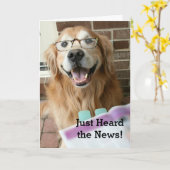 Carte Golden Retriever vient d'entendre les félicitation (Fleur jaune)