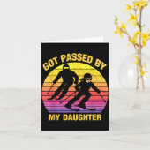 Carte Got Ped By My Daughter Funny Skiing Family  (Fleur jaune)