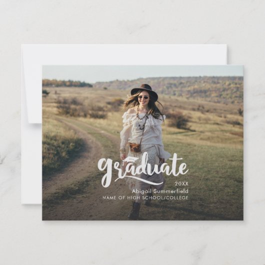 Carte Grad Script 2 Photos Graduation 2025 Annonce (Devant)