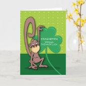 Carte Grandnephew St. Patrick's Day Monkey avec Shamrock (Fleur jaune)