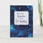 Carte Grandson 13e Anniversaire Stars en Galaxy Sky<br><div class="desc">Cette carte présente un ciel de galaxie vibrant avec des étoiles étincelantes, captant l'excitation et l'énergie de tourner 13. Le front affiche fièrement un message gai célébrant l'anniversaire d'un petit-fils, mêlant le thème cosmique avec un sens de l'aventure et de la possibilité. A l'intérieur, il y a de la place...</div>