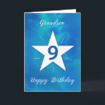Carte Grandson 9e anniversaire Star Blue Green Aquarelle<br><div class="desc">Votre petit-fils a 9 ans, et cette carte d'anniversaire vibrante est la meilleure façon de marquer l'occasion ! Avec une belle aquarelle arrière - plan de bleus et de verts, l'étoile blanche au centre brille brillamment, entourée de lignes rayonnantes qui symbolisent sa luminosité et sa force grandissantes. Une façon parfaite...</div>