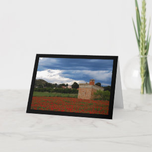 Carte Grange à la campagne dans un champ de coquelicots
