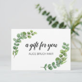 Carte Green Eucalyptus Moderne Simple Certificat Cadeau (Debout devant)
