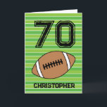 Carte Green Football 70th Birthday Card<br><div class="desc">Carte d'anniversaire de football 70e personnalisée pour lui. L'avant dispose d'un endroit où vous pouvez personnaliser avec son nom. Une carte unique d'anniversaire de football pour ses soixante-dixième ans.</div>
