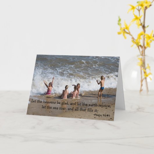 Carte groupe d'enfants à la plage (Fleur jaune)