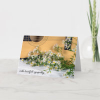 Guitare de sympathie avec des asters sauvages