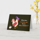 Carte Halloween amusant avec la poule perdue et l'oeuf d (Fleur jaune)