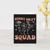Carte Halloween Skeleton Dancing Nurse Night Squad Shift (Fleur jaune)
